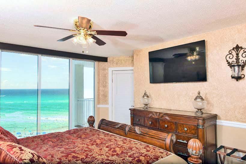 LONG BEACH - Residential