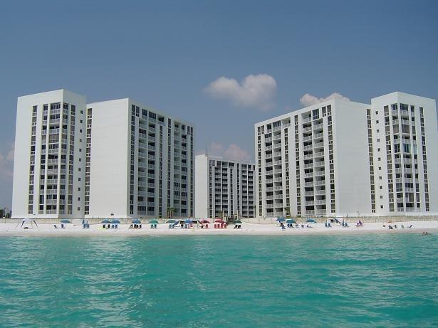 SHORELINE TOWERS 2 - Residential