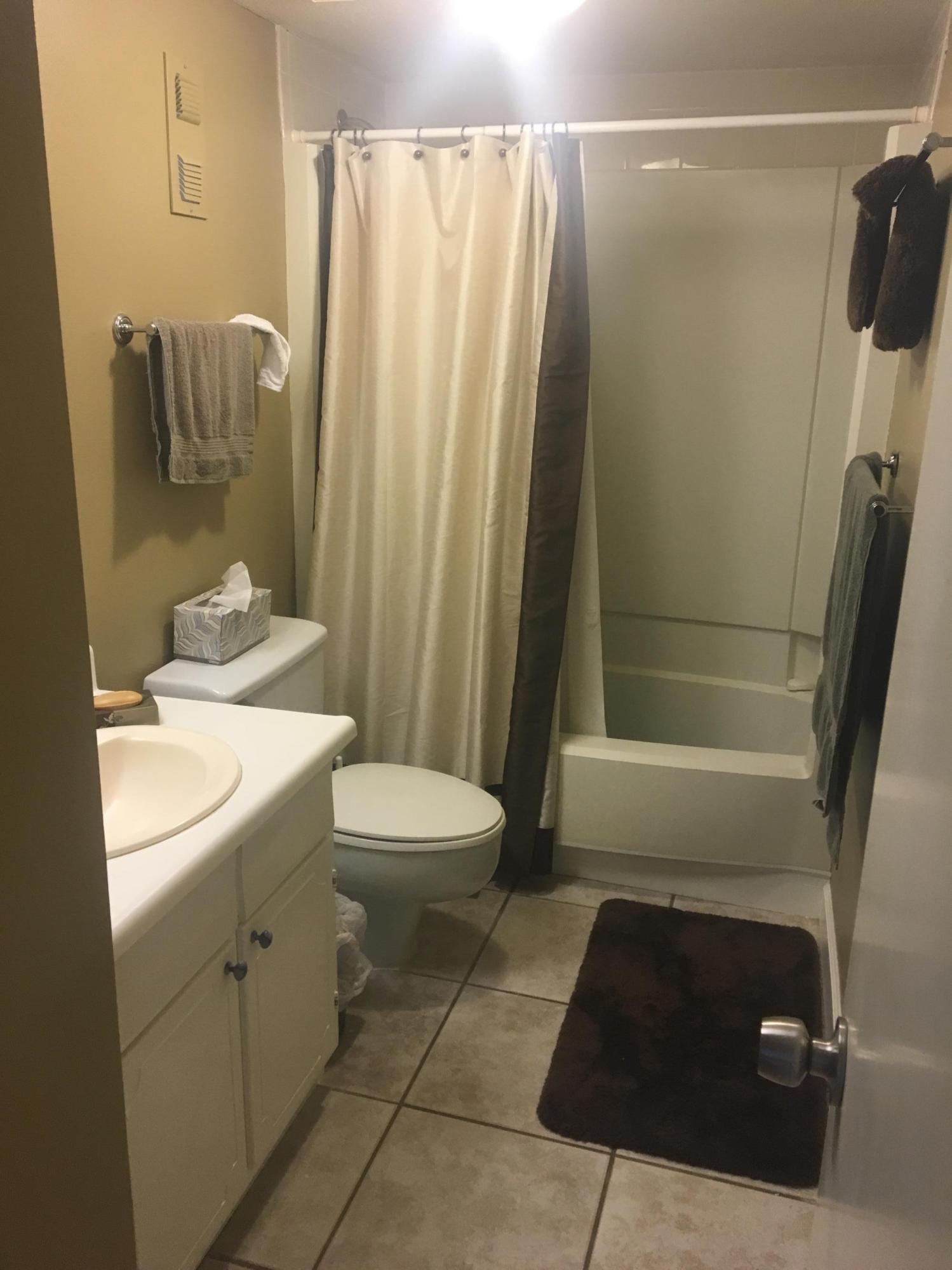 SHORELINE TOWERS 2 - Residential