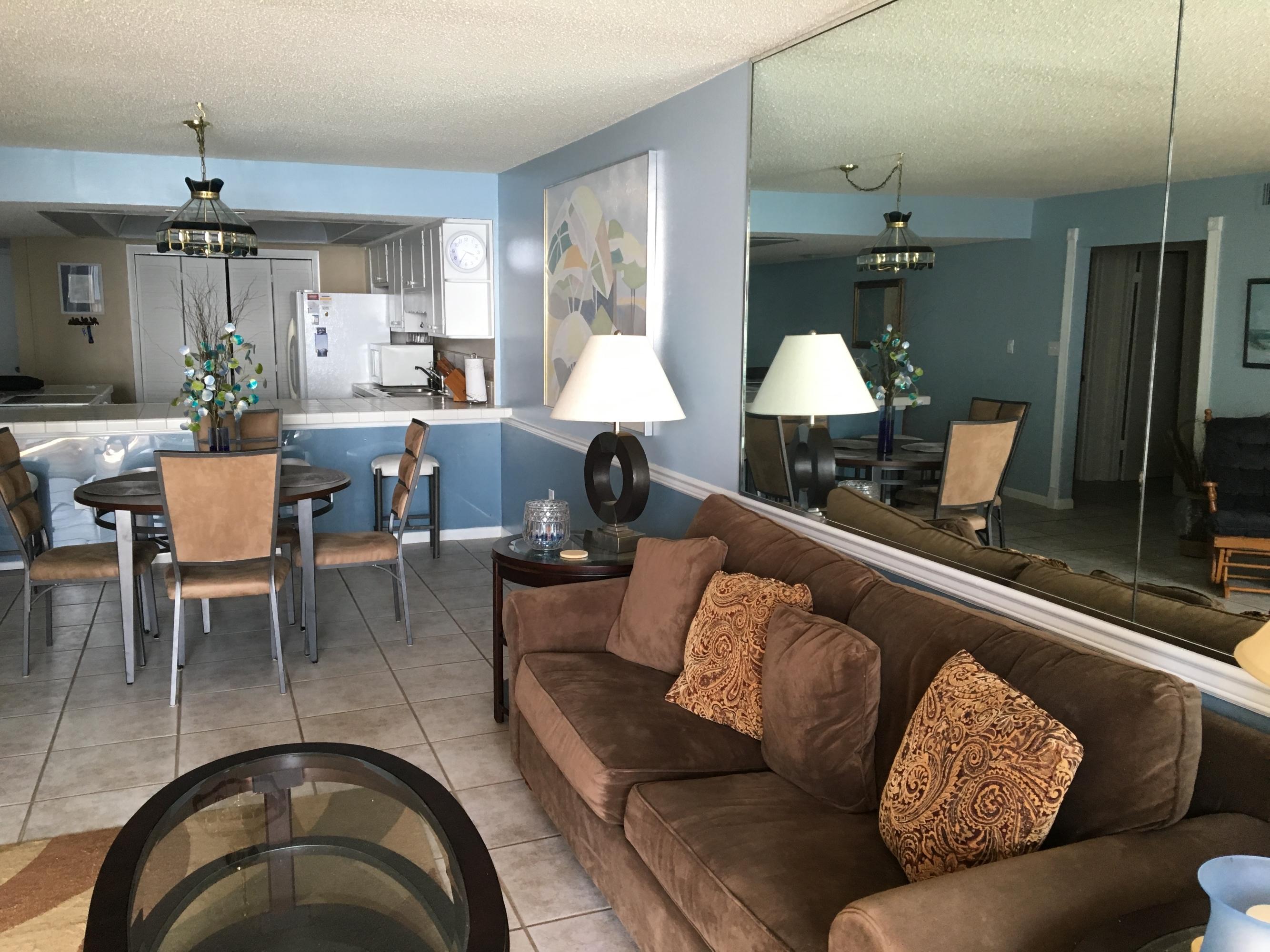 SHORELINE TOWERS 2 - Residential