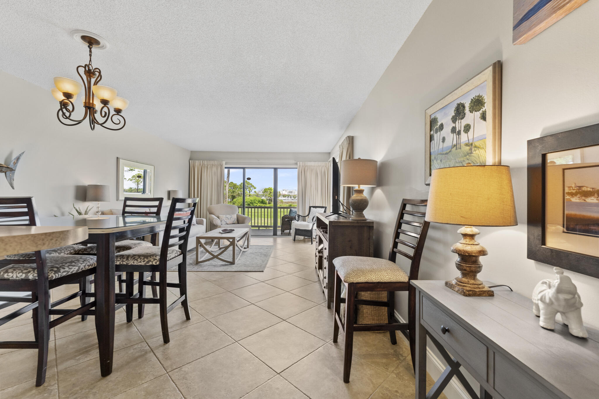 HARBOUR POINT CONDO - Residential