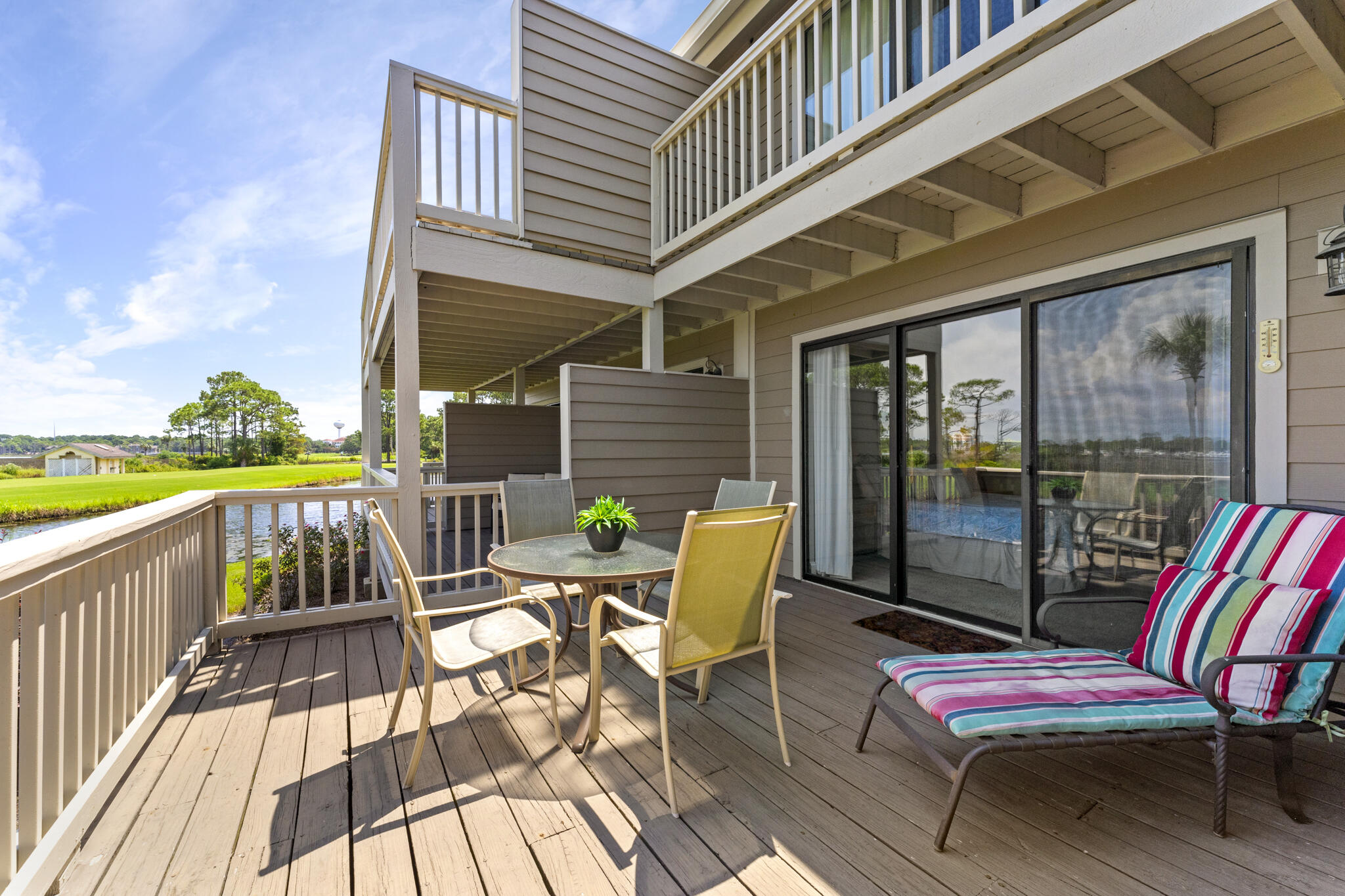 HARBOUR POINT CONDO - Residential