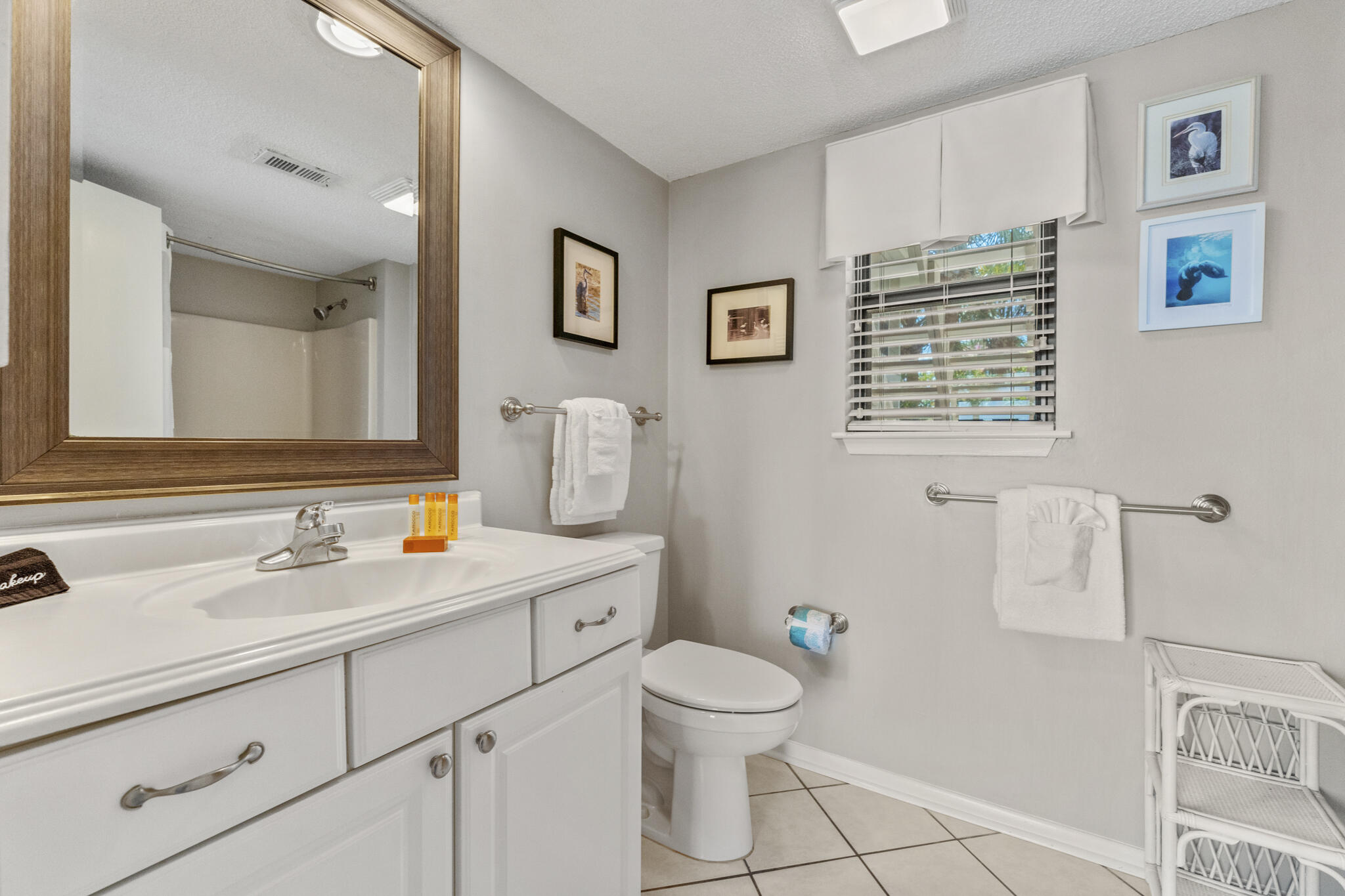 HARBOUR POINT CONDO - Residential