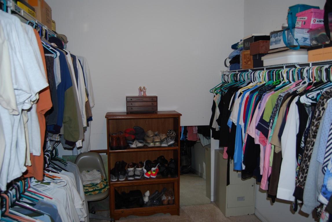 LAKESIDE EAST - Residential