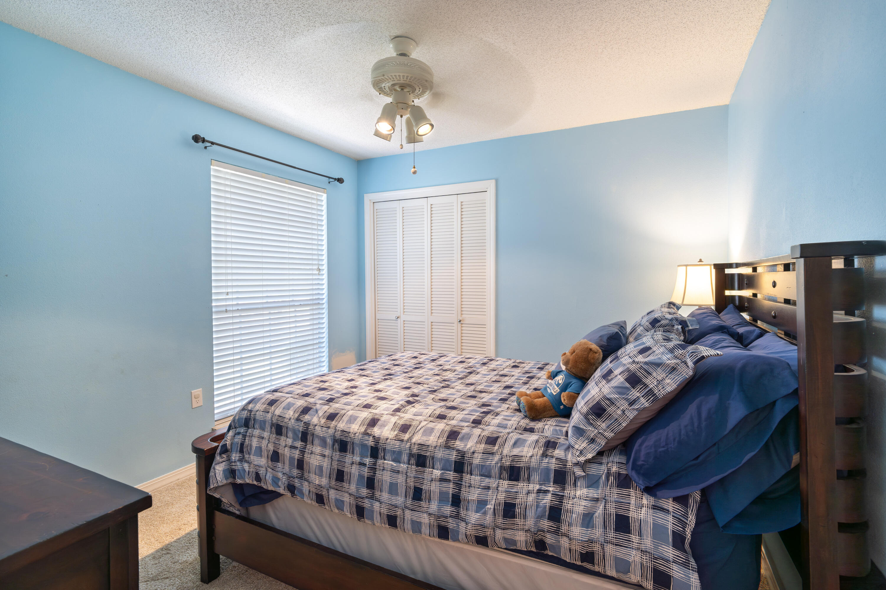 MARY ESTHER MANOR 1ST ADDN - Residential
