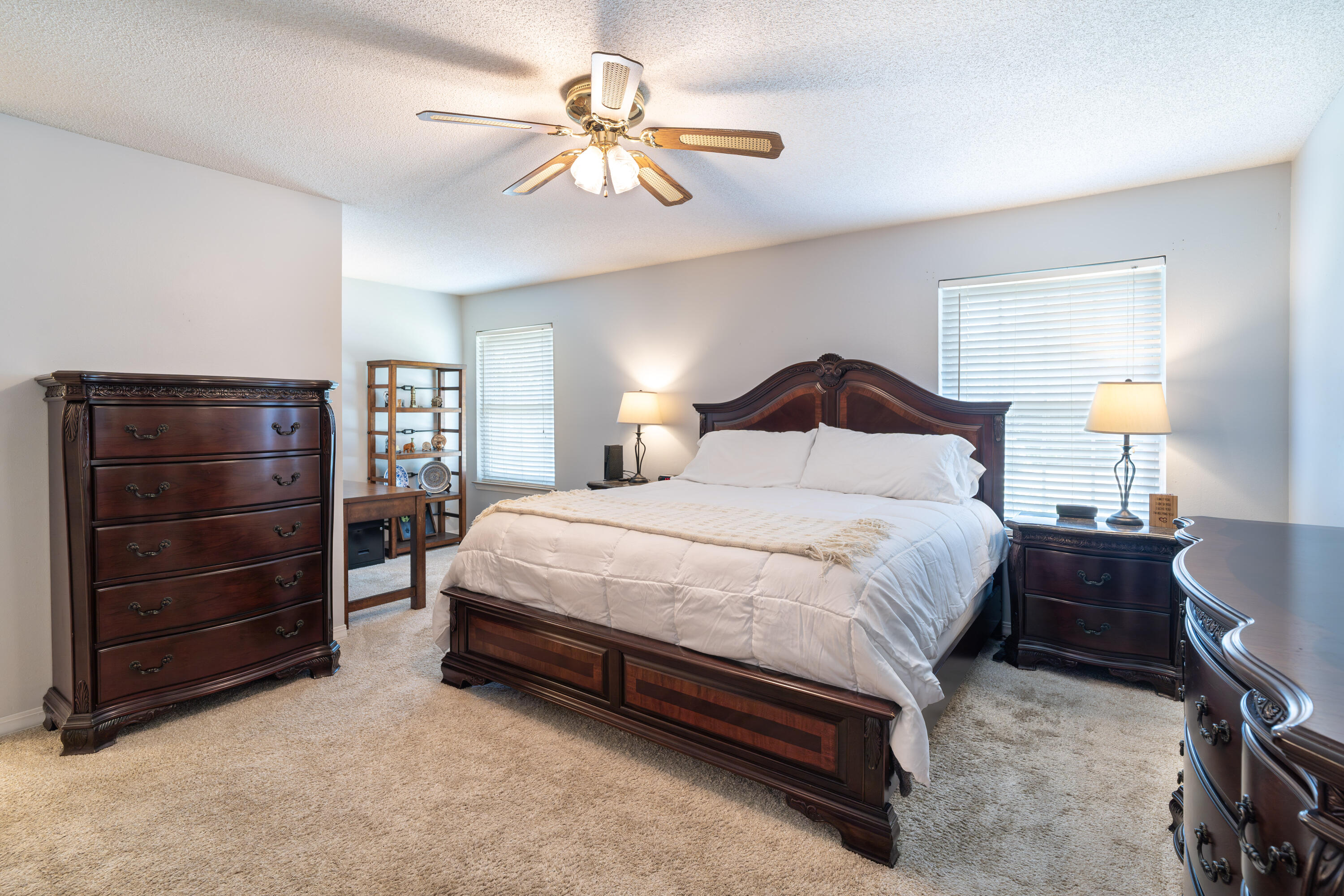 MARY ESTHER MANOR 1ST ADDN - Residential