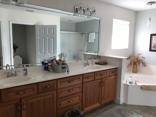 BAYSHORE PLACE PH 4 - Residential Lease