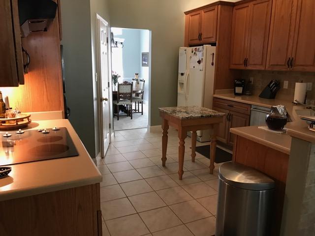 BAYSHORE PLACE PH 4 - Residential Lease