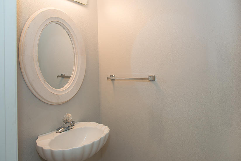 PELICAN PLACE T/H WEST - Residential Lease