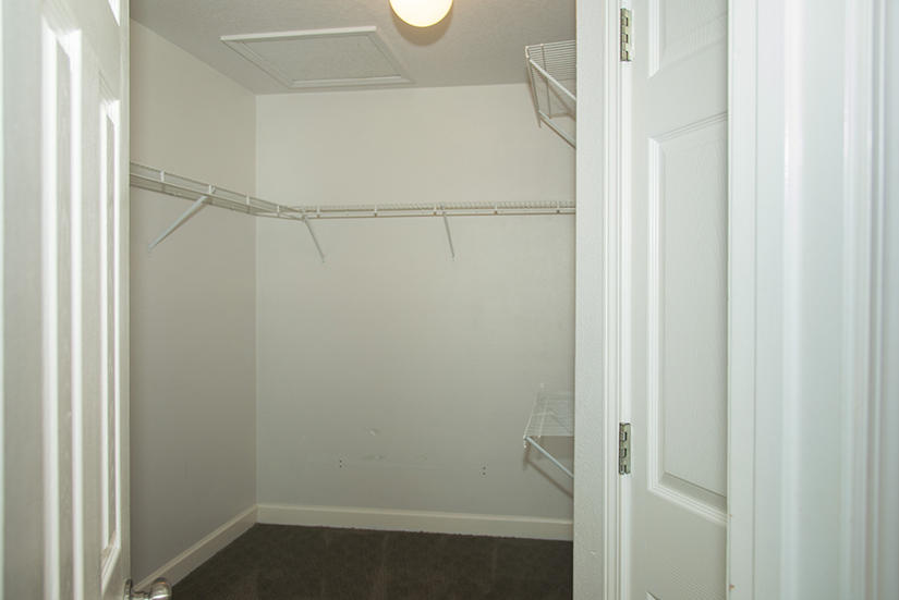 PELICAN PLACE T/H WEST - Residential Lease