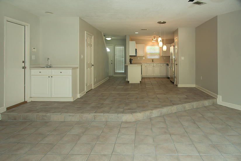 PELICAN PLACE T/H WEST - Residential Lease