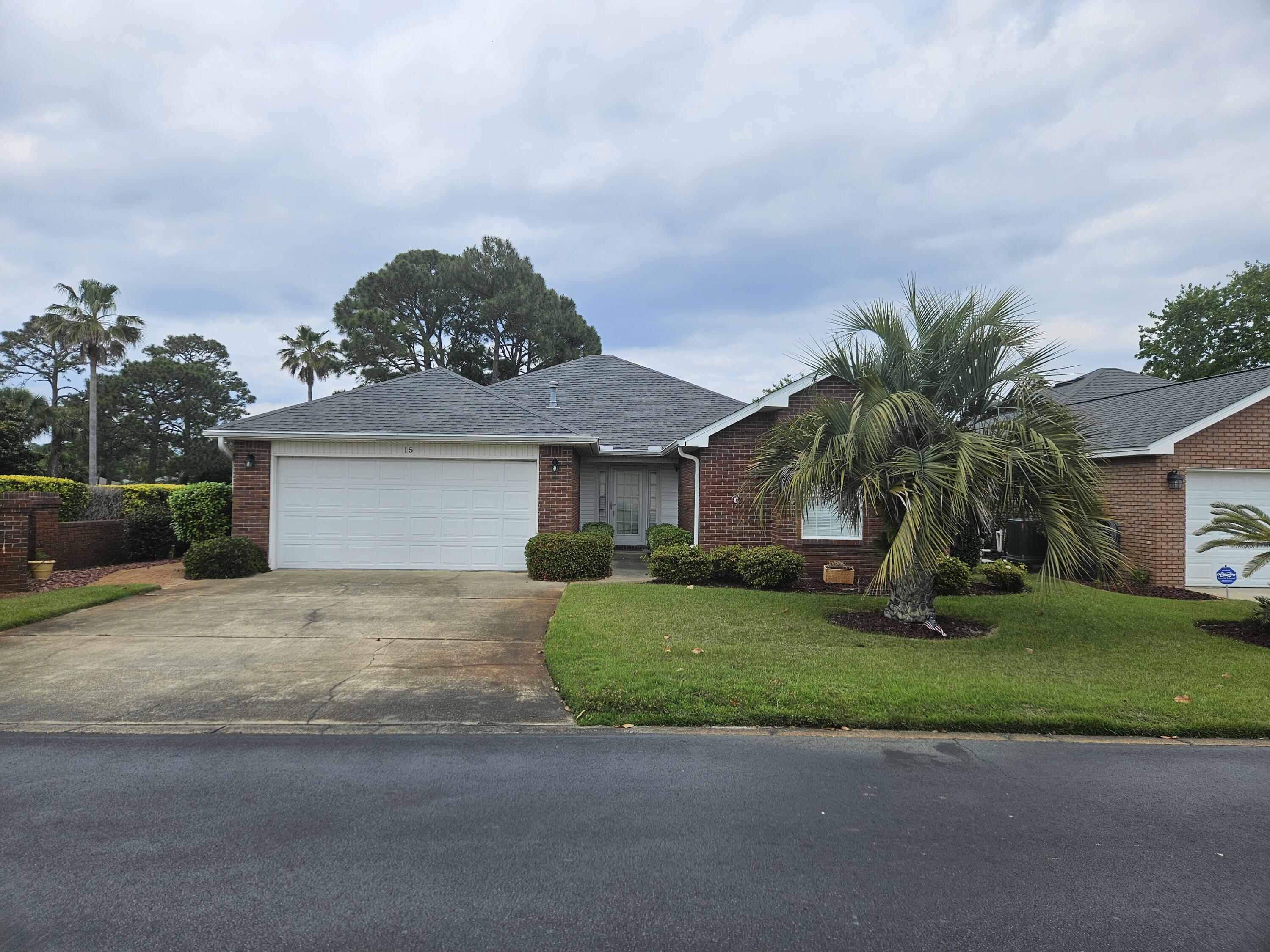 Lovely 3br/2ba home in the wonderful subdivision of Bayside. Homeowners have access to a pool, dock, tennis courts and plenty of room for picnics!! Corner lot with views of the pool and conveniently located!!