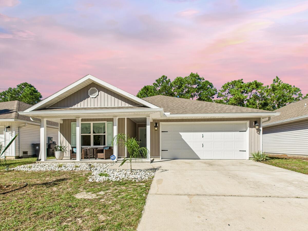 This Ryder floor plan includes 4 bedrooms, 2 baths, with 2 car garage. Standard features include; stainless appliance - stove, microwave and dishwasher, shaker style cabinetry, Vinylflooring throughout common areas and plush carpet with pad in bedrooms, hallways, and stairs. Also included are the Maxim lighting package, laminate counter tops and Moen plumbing fixtures.Construction is 4 sides Hardi vinyl with dimensional shingles, sodded yard with some landscaping at front entrance. This home is being constructed with the ZipSheathing system, providing greater protection than a traditional housewrap from damages due to wind, rain, and extreme weather.