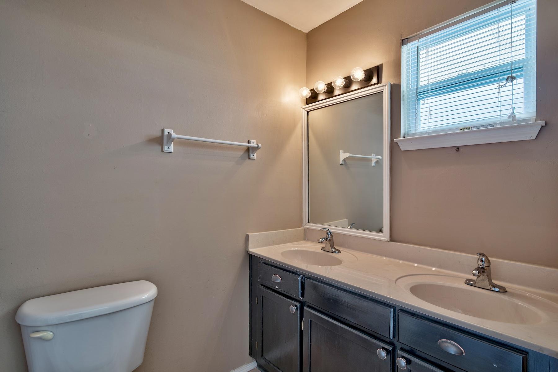 LEGION VILLAGE T/H - Residential