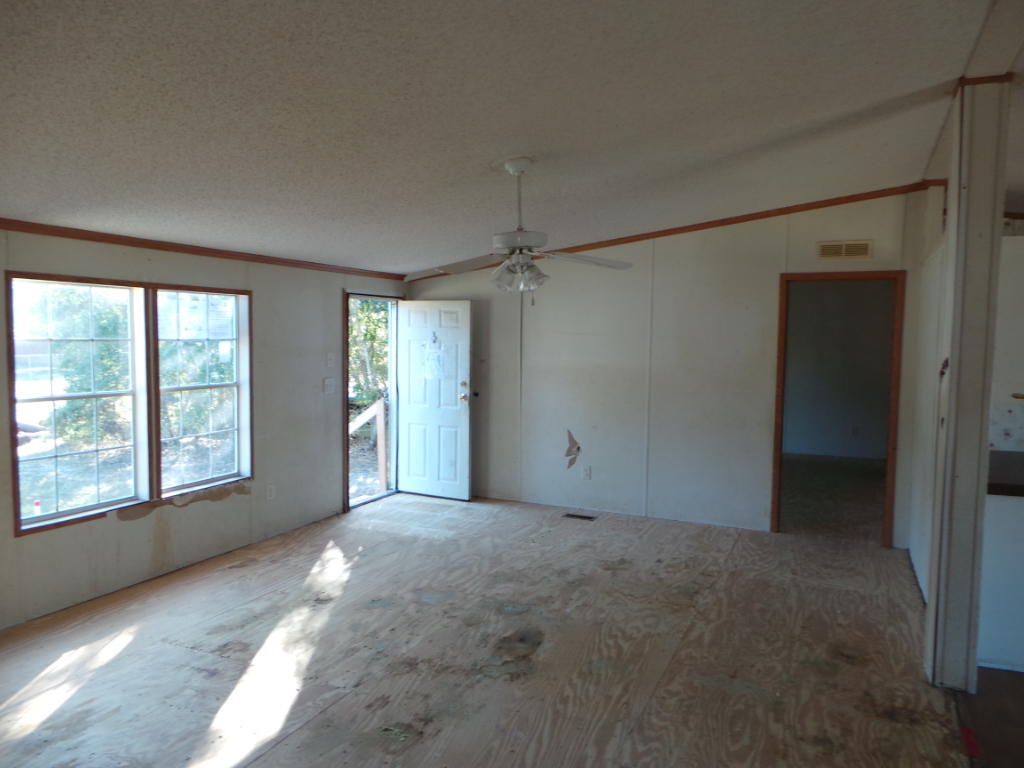 EAST BAY HEIGHTS - Residential