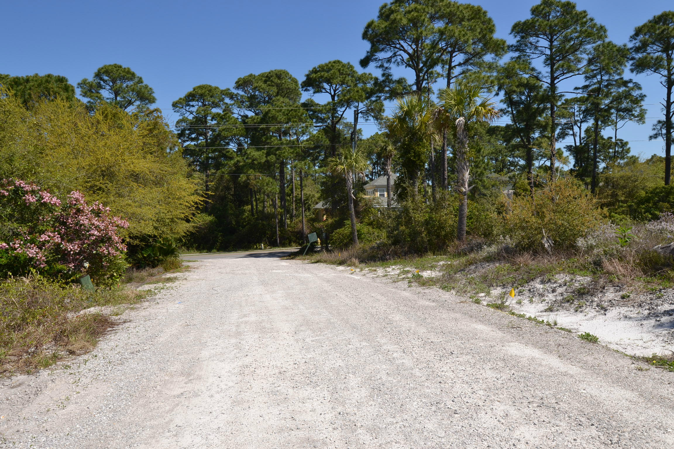SPIRES FAIRWAY UNREC - Land