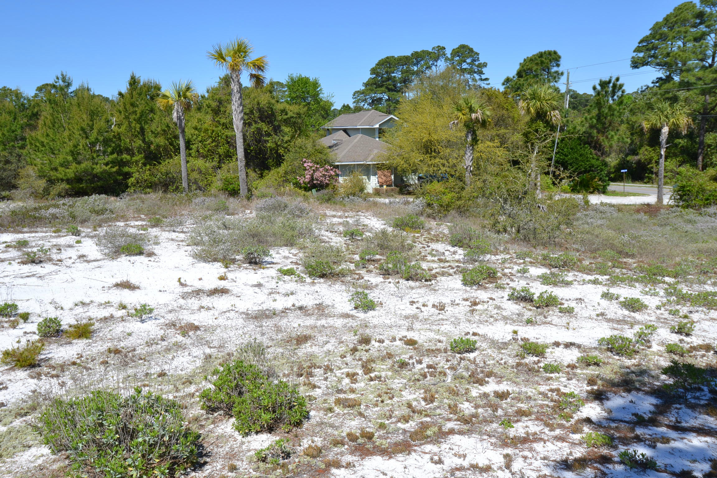 SPIRES FAIRWAY UNREC - Land