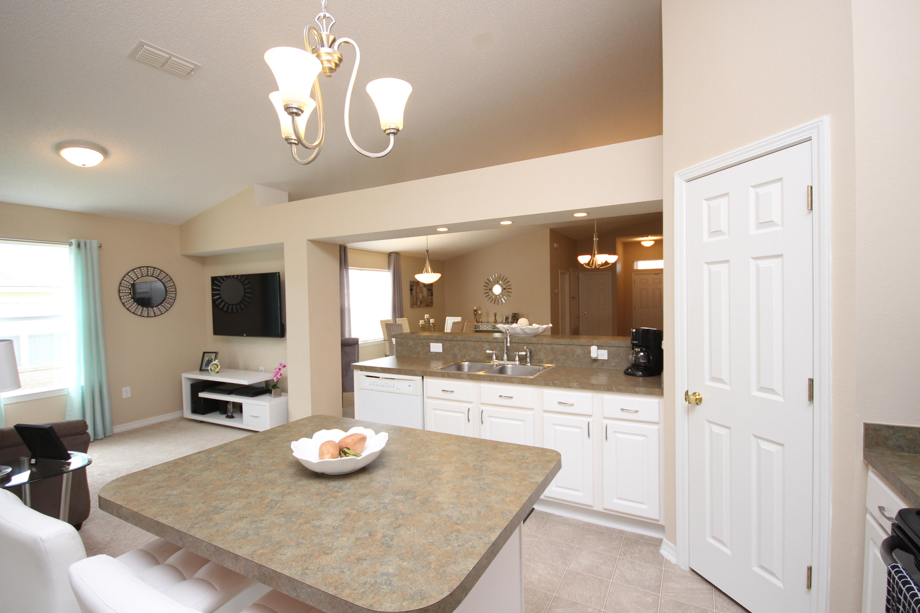 REDSTONE ESTATES - Residential