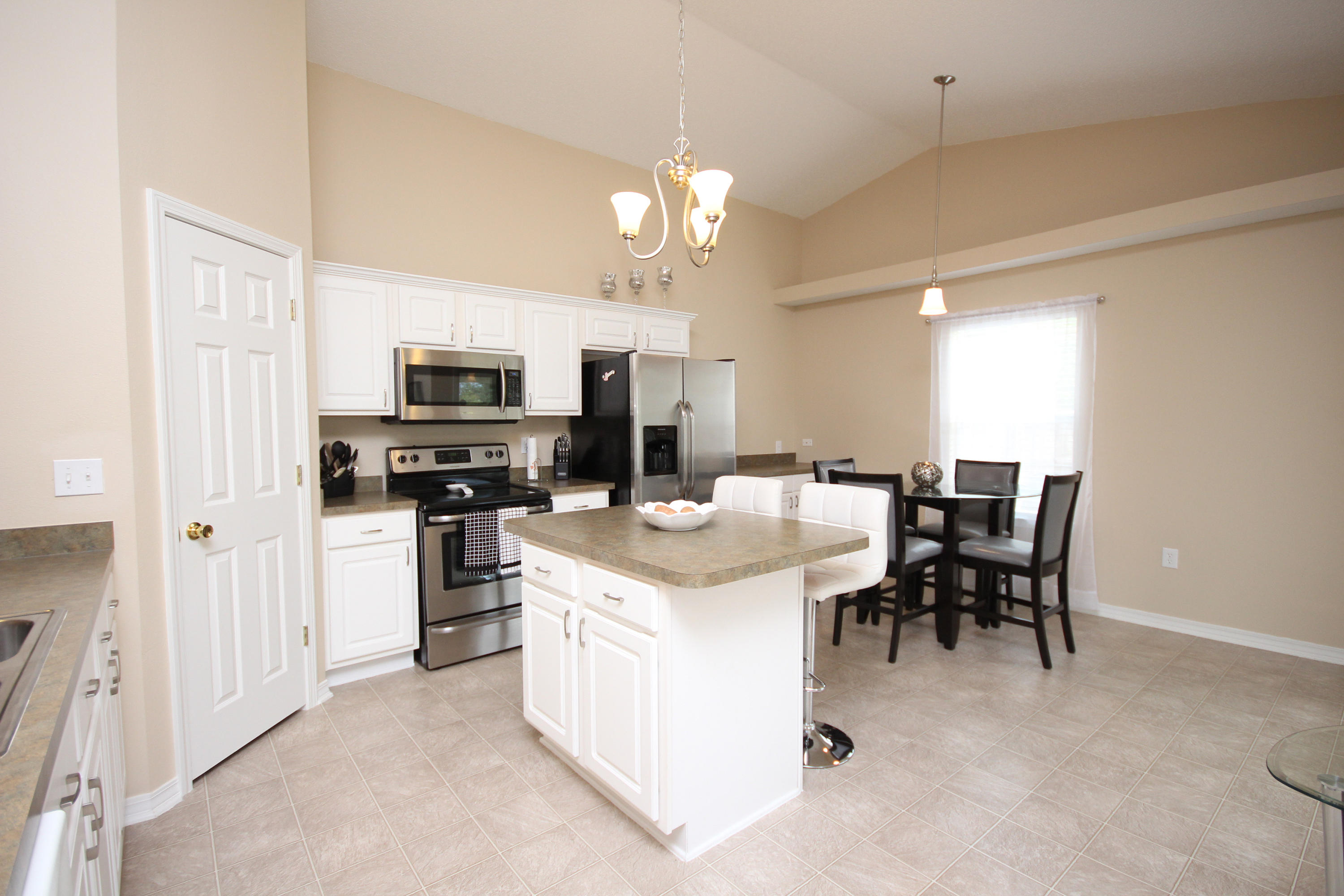 REDSTONE ESTATES - Residential