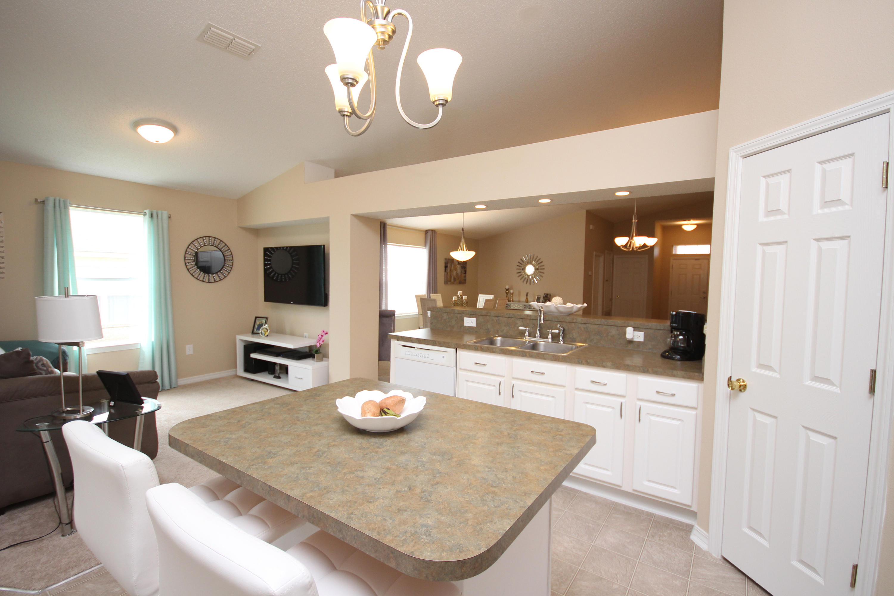 REDSTONE ESTATES - Residential