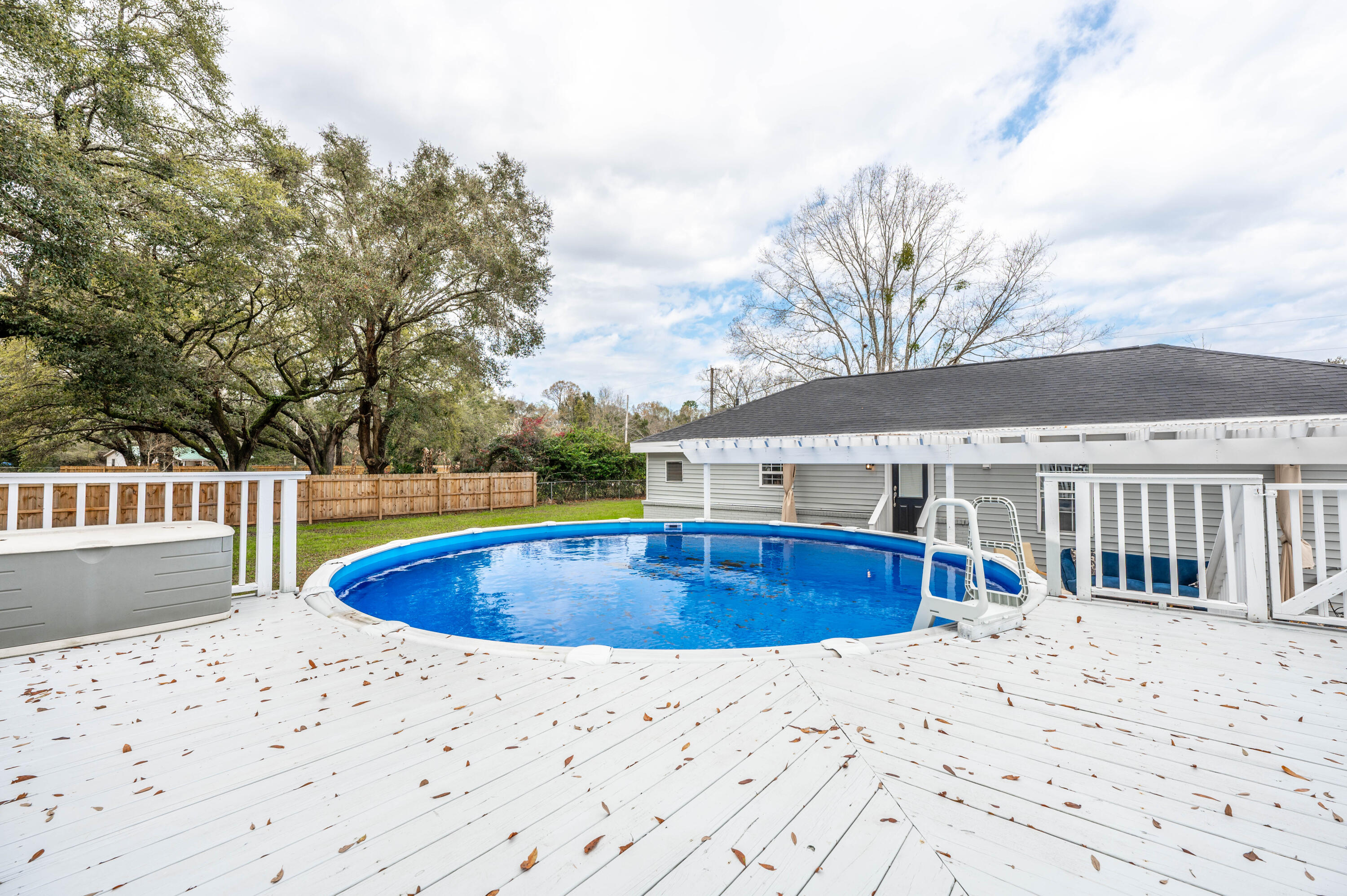 NONESUCH WAY - Residential