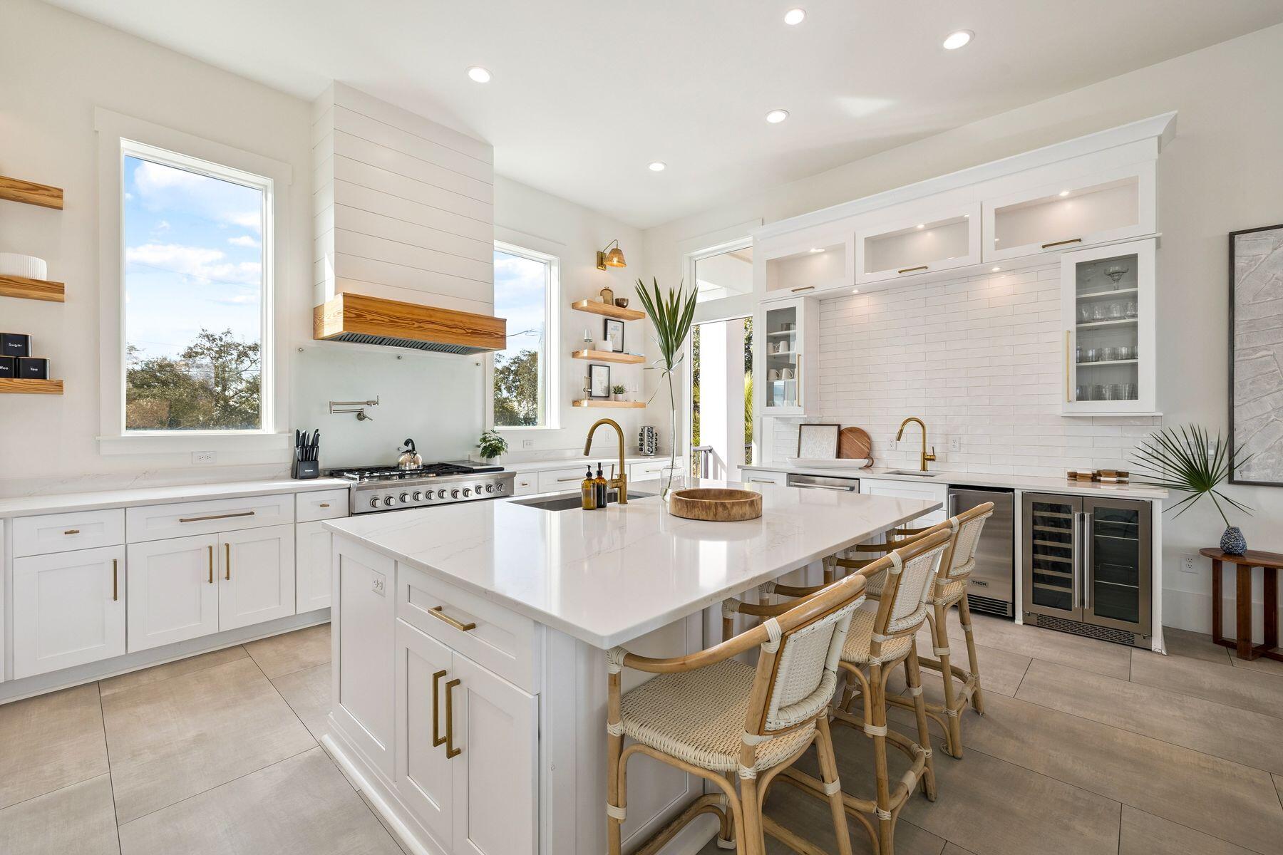 FRANGISTA BEACH 1ST ADDN - Residential