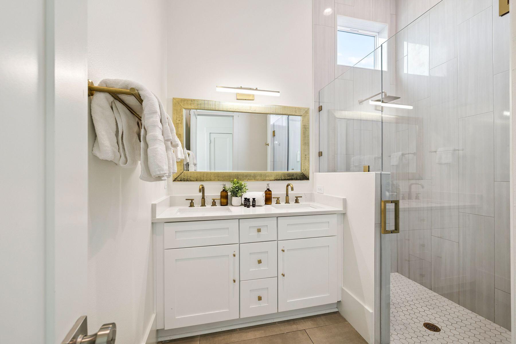 FRANGISTA BEACH 1ST ADDN - Residential