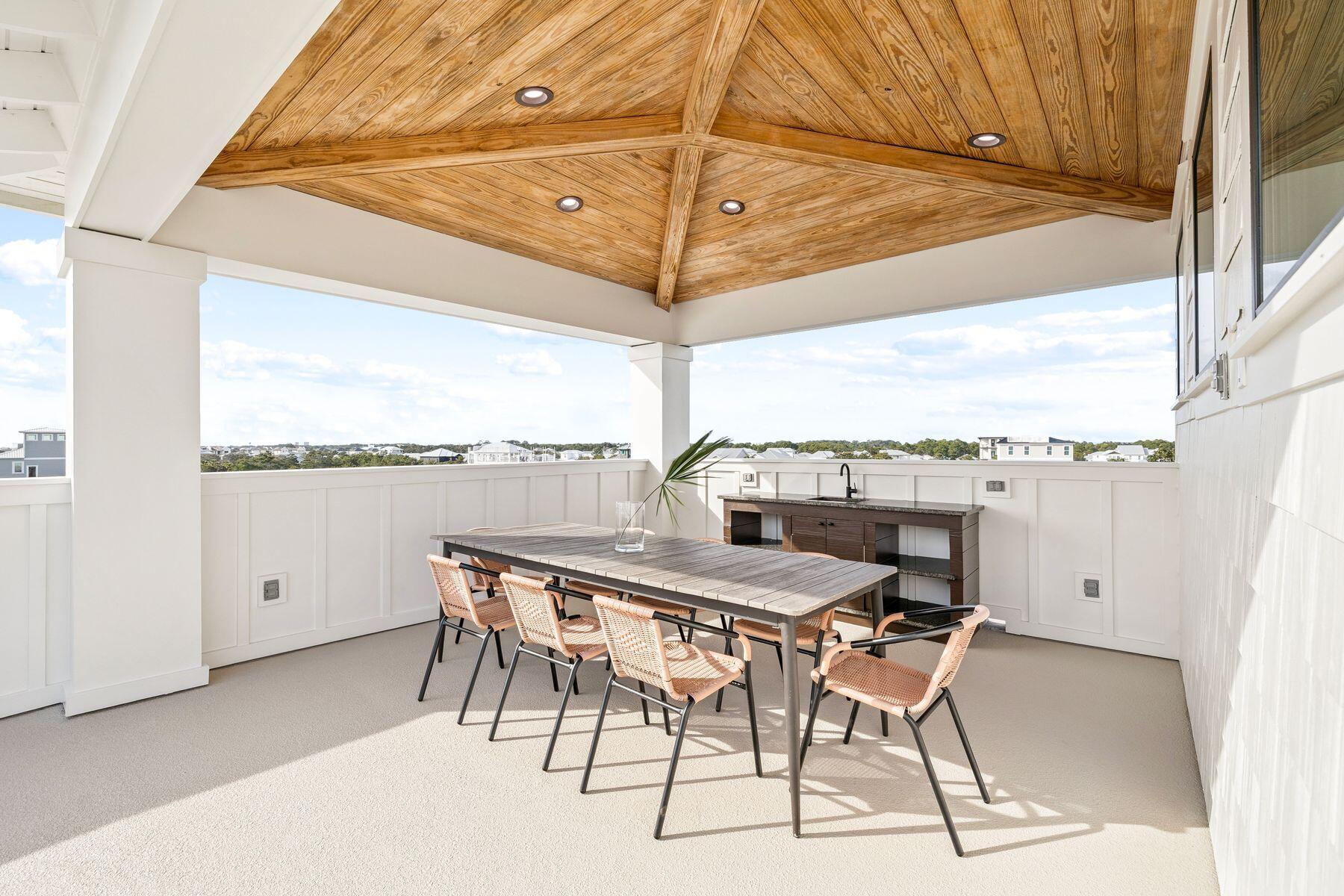 FRANGISTA BEACH 1ST ADDN - Residential