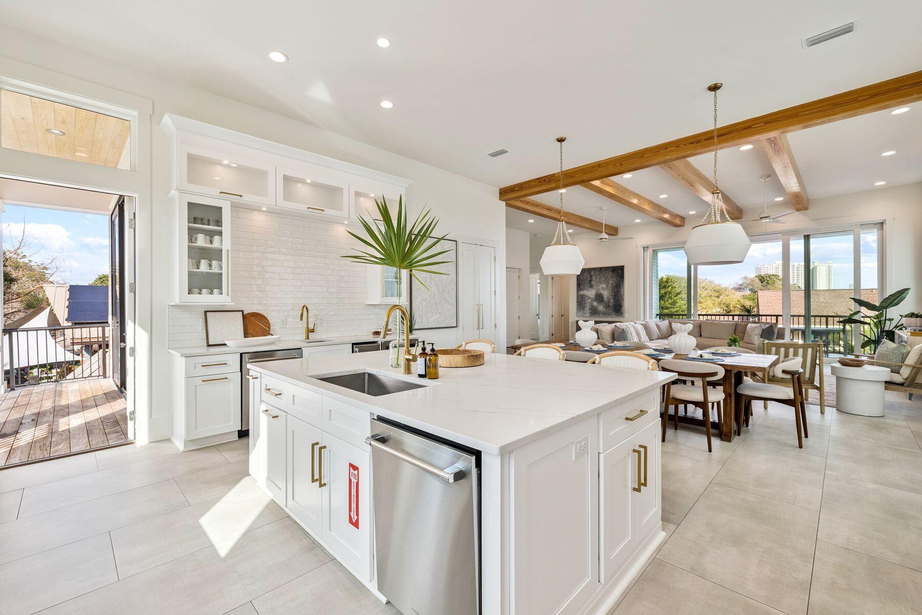 FRANGISTA BEACH 1ST ADDN - Residential