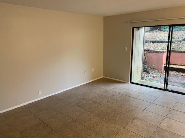 HIDDEN COVE T/H - Residential Lease