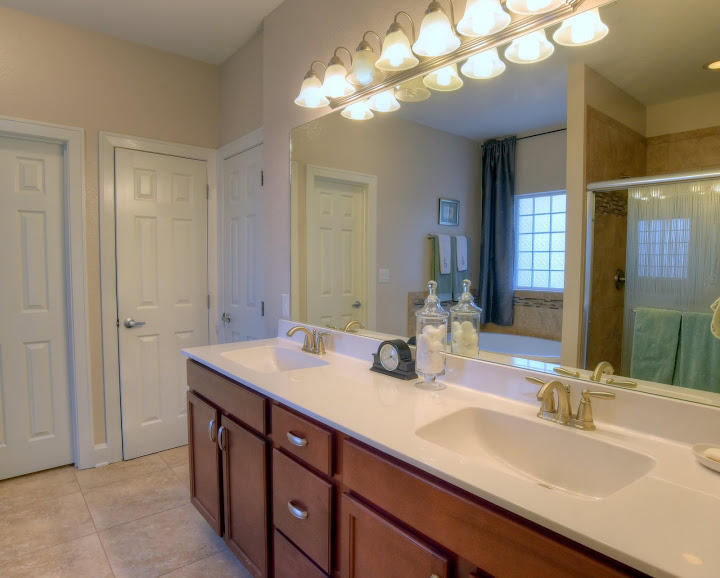 WOODRIDGE - Residential