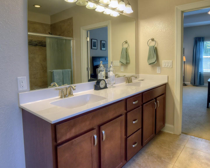 WOODRIDGE - Residential