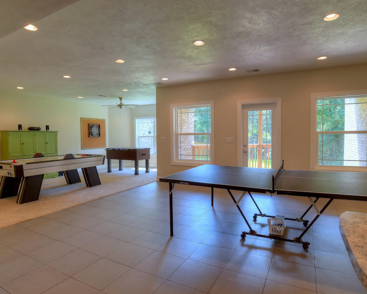 WOODRIDGE - Residential