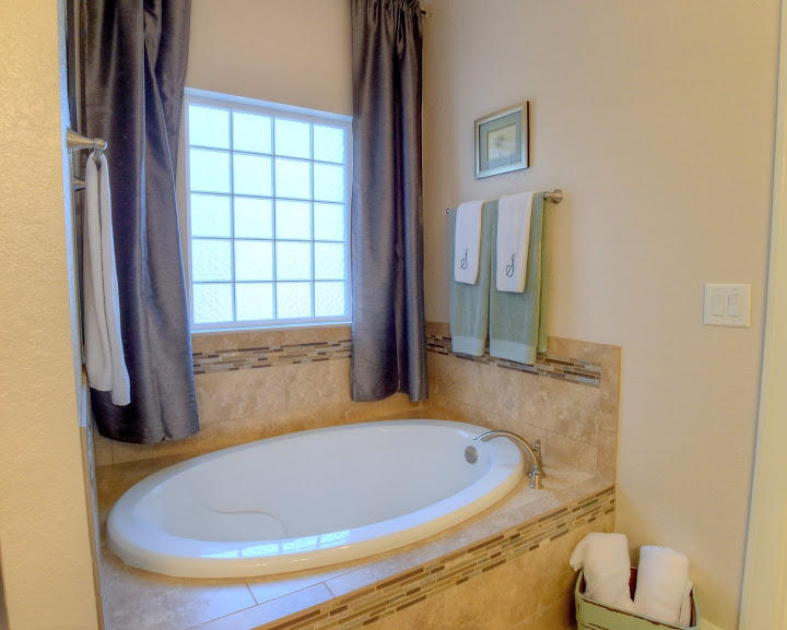 WOODRIDGE - Residential