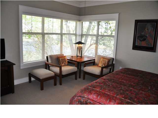 MAGNOLIA BAY - Residential Lease