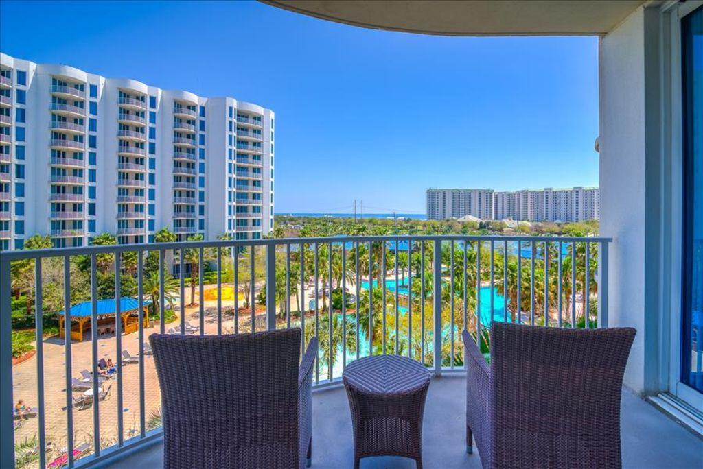 THE PALMS OF DESTIN - Residential