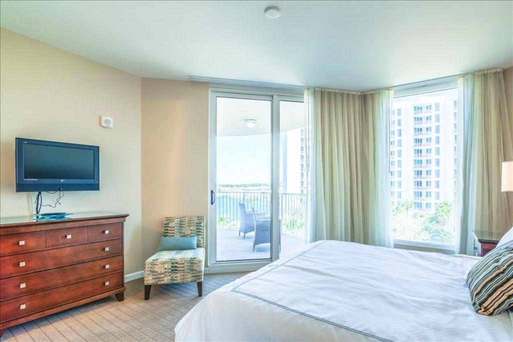 THE PALMS OF DESTIN - Residential