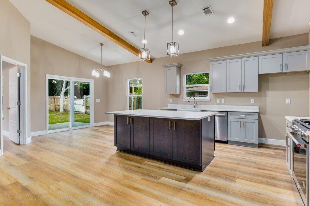 Navarre 2nd Addition - Residential