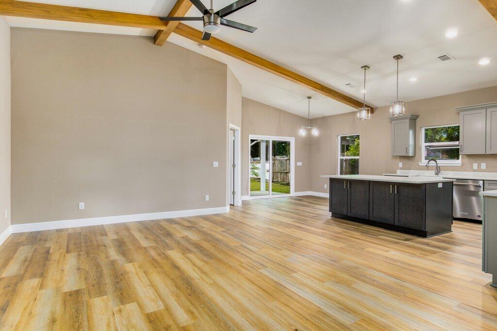 Navarre 2nd Addition - Residential