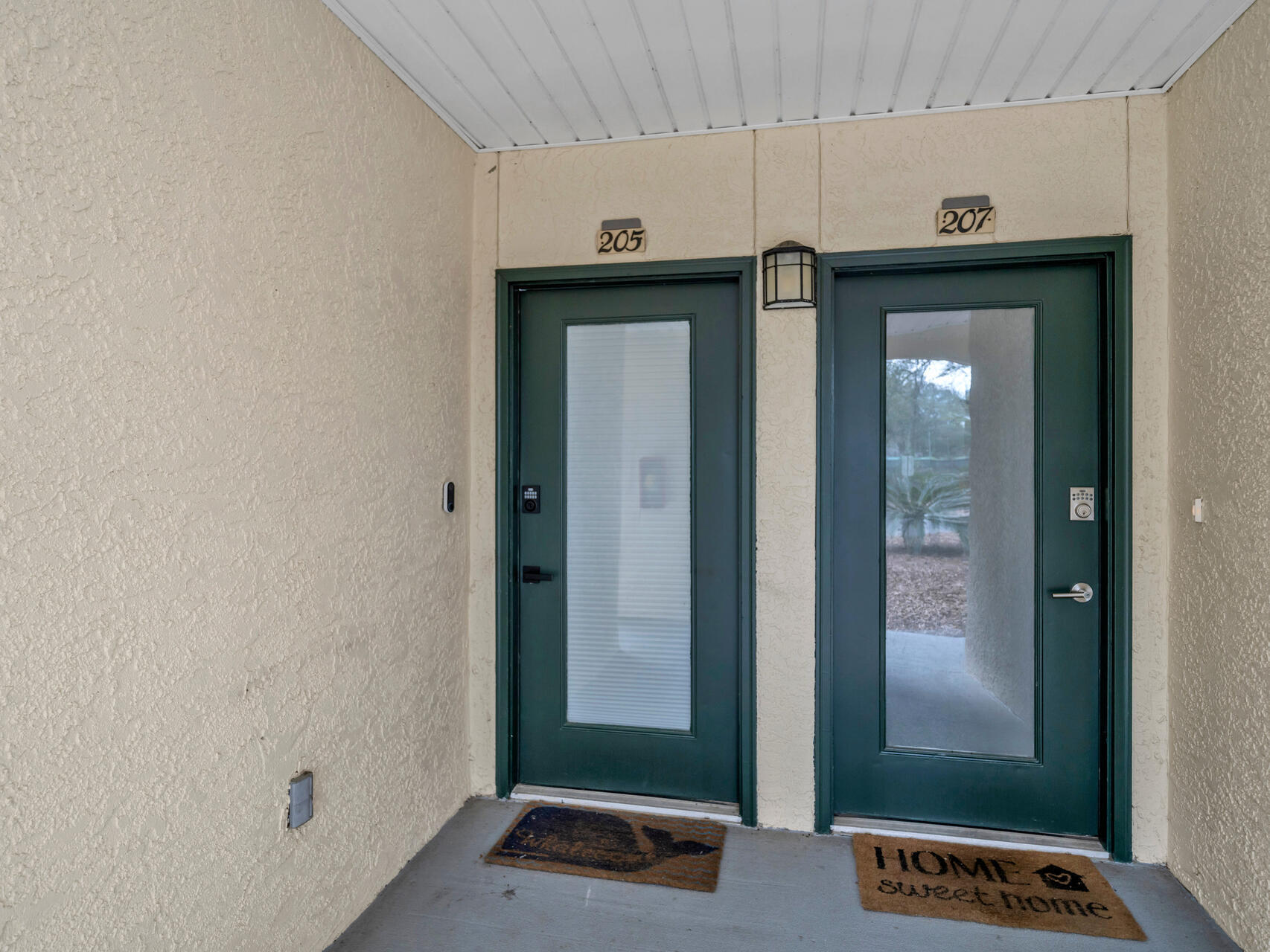 LAKESIDE CONDO AT BLUEWATER BAY - Residential