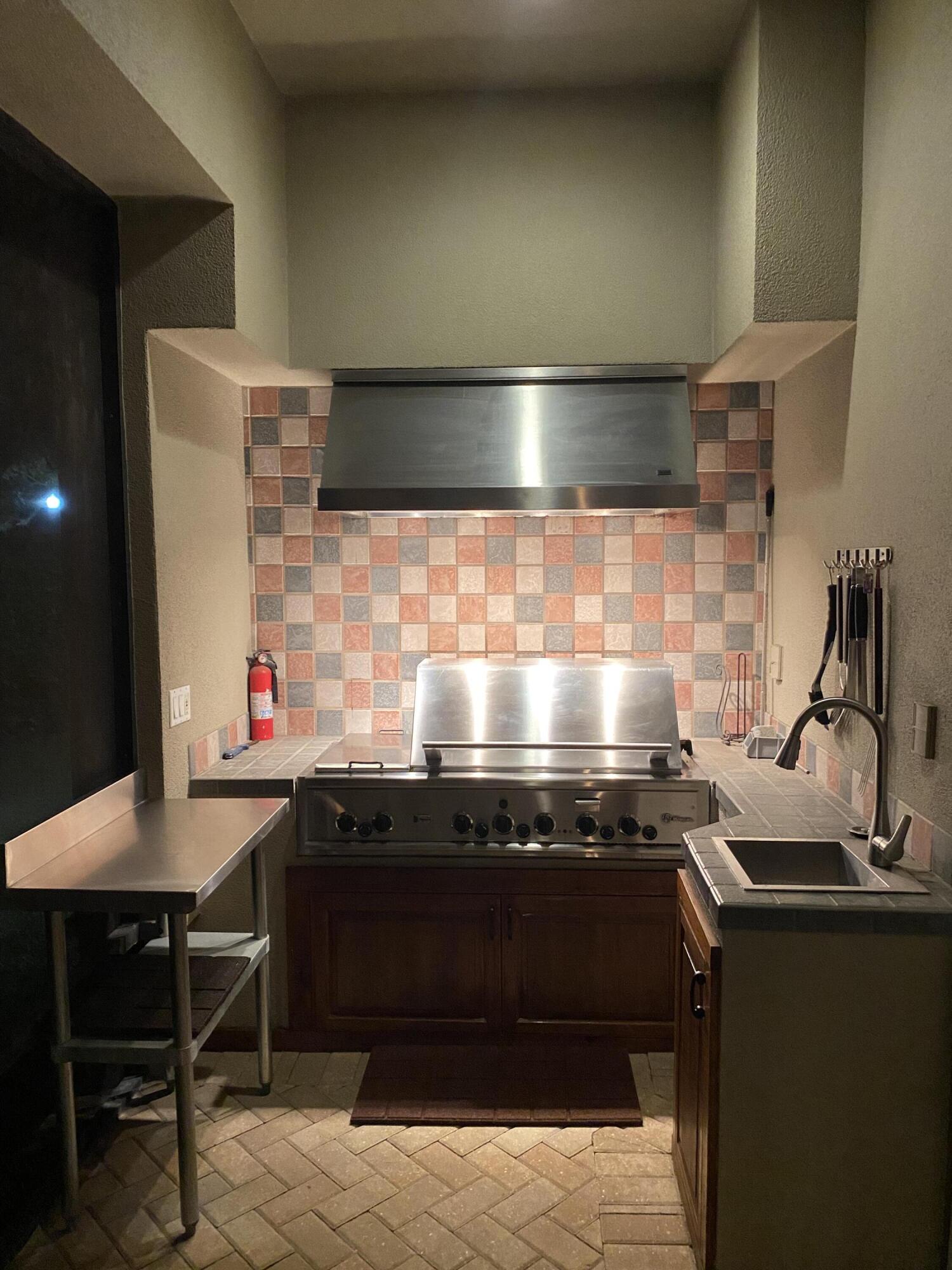 TROON DRIVE - Residential