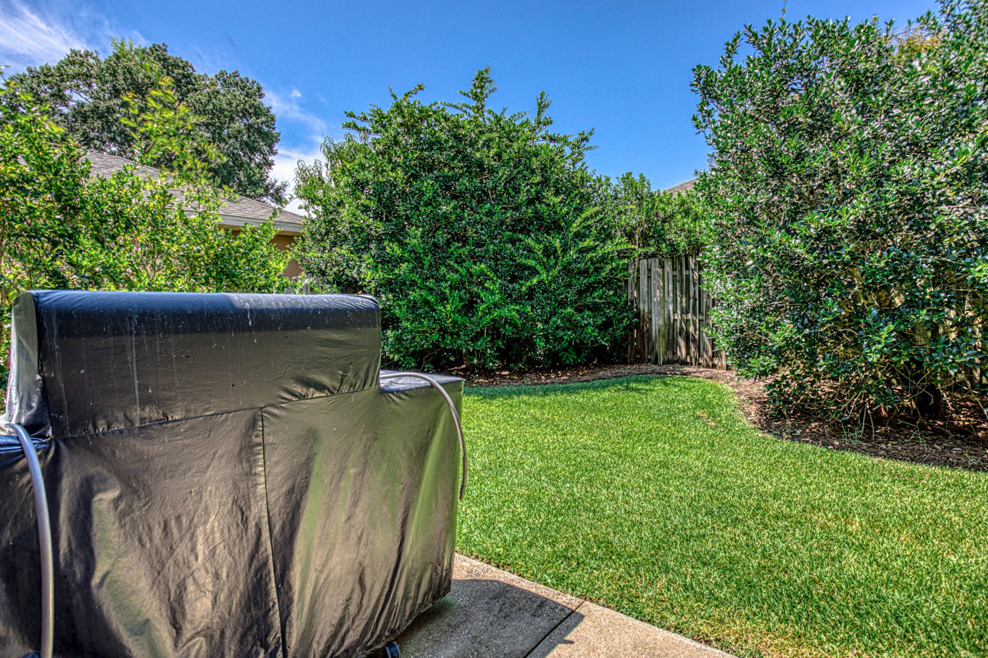 CHARDONNAY ESTATES - Residential