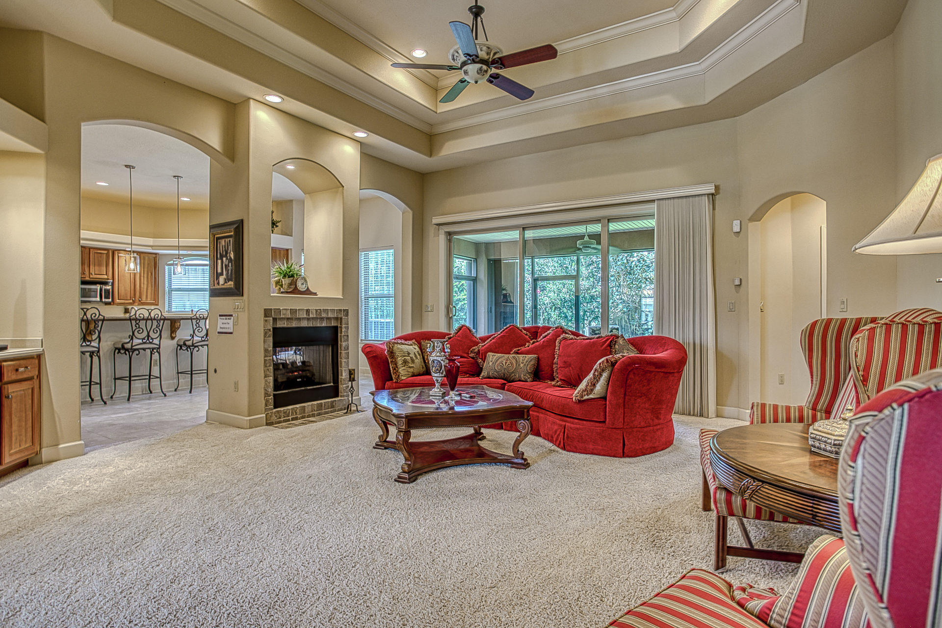 CHARDONNAY ESTATES - Residential