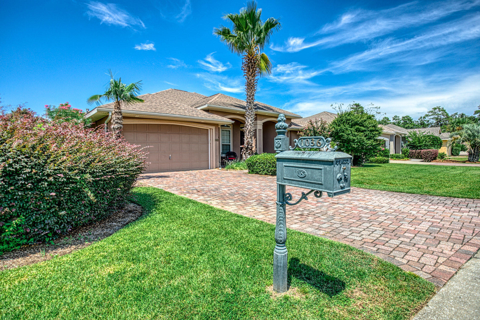 CHARDONNAY ESTATES - Residential