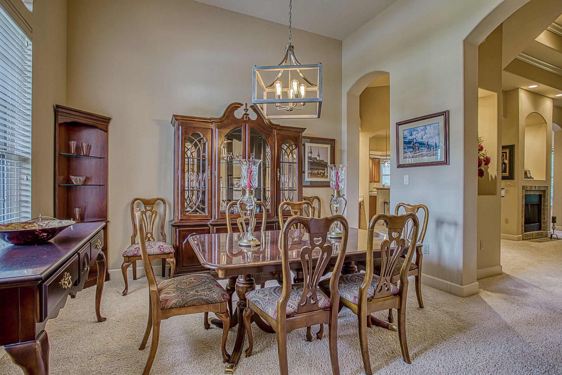 CHARDONNAY ESTATES - Residential