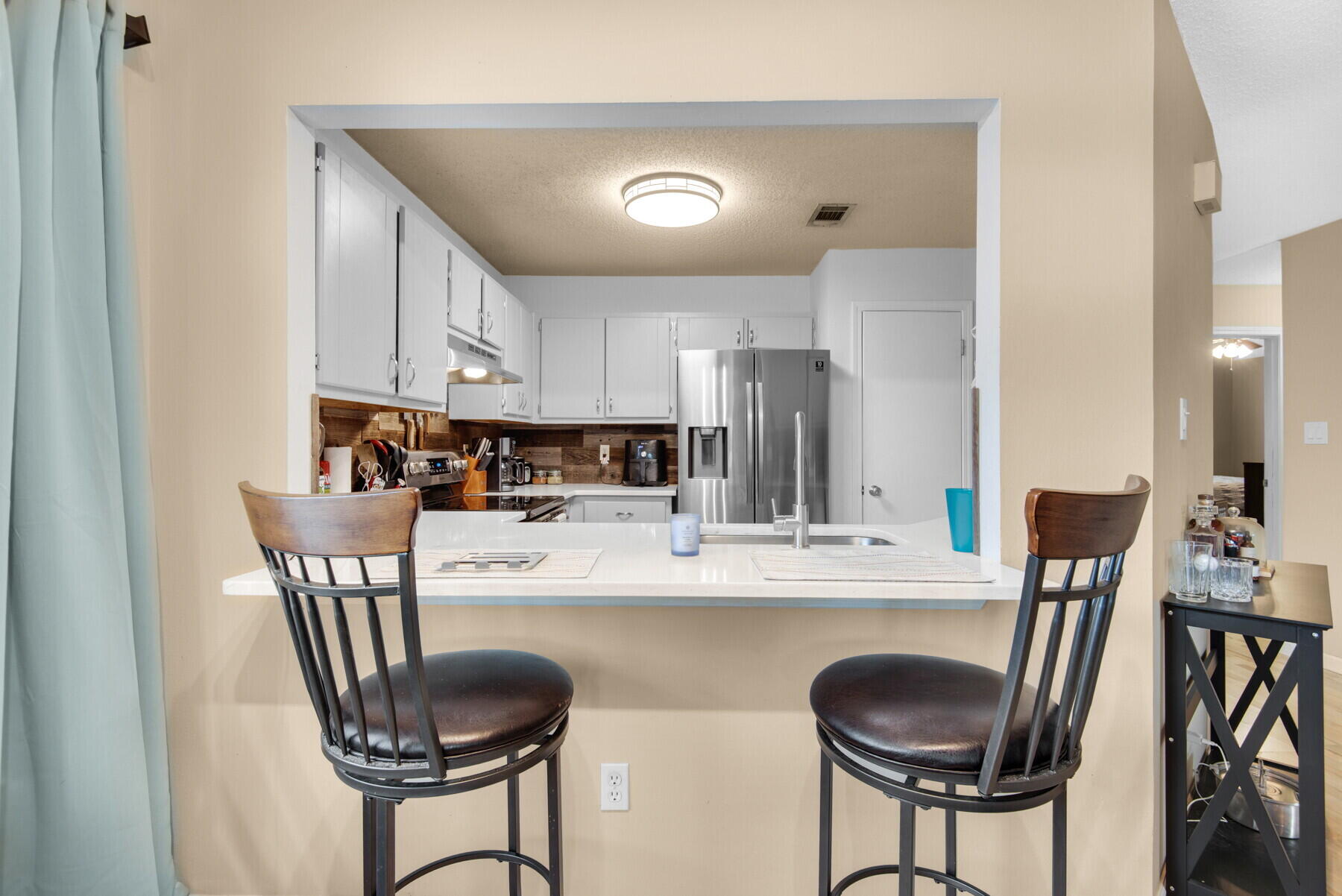 CASA LOMA S/D - Residential Lease