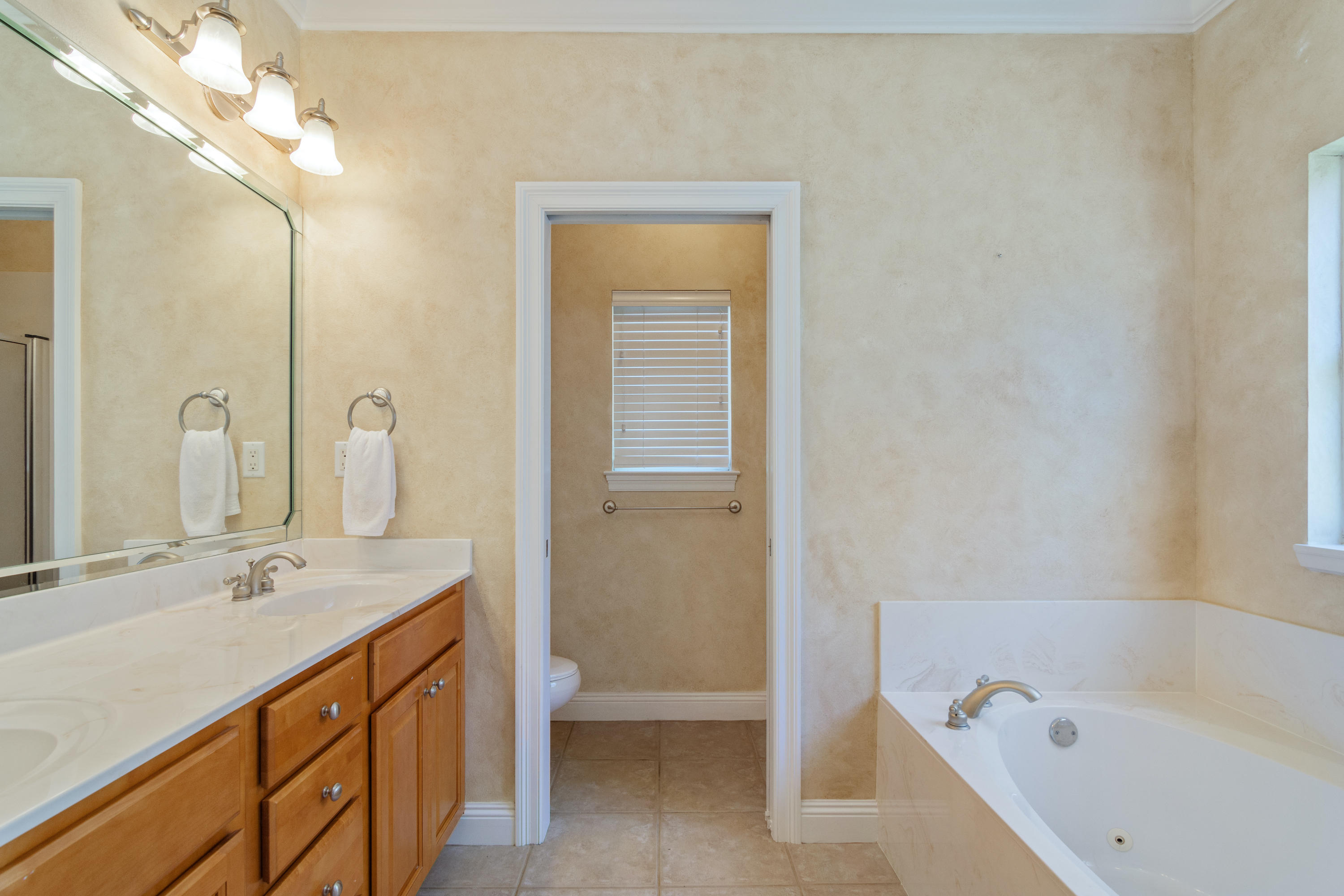 MEDITERRANEAN VILLAGE AT BLUEWATER BAY - Residential Lease