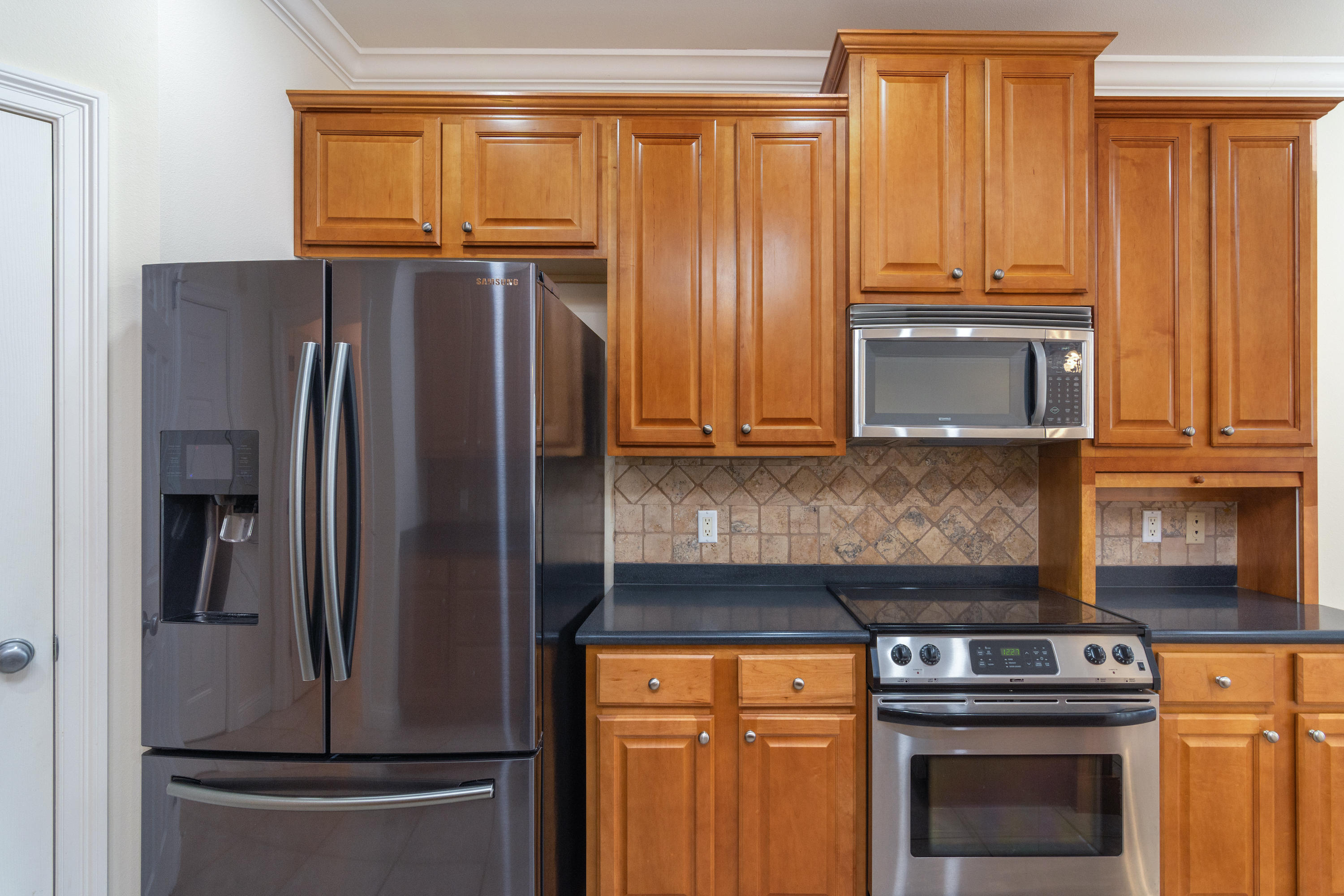 MEDITERRANEAN VILLAGE AT BLUEWATER BAY - Residential Lease