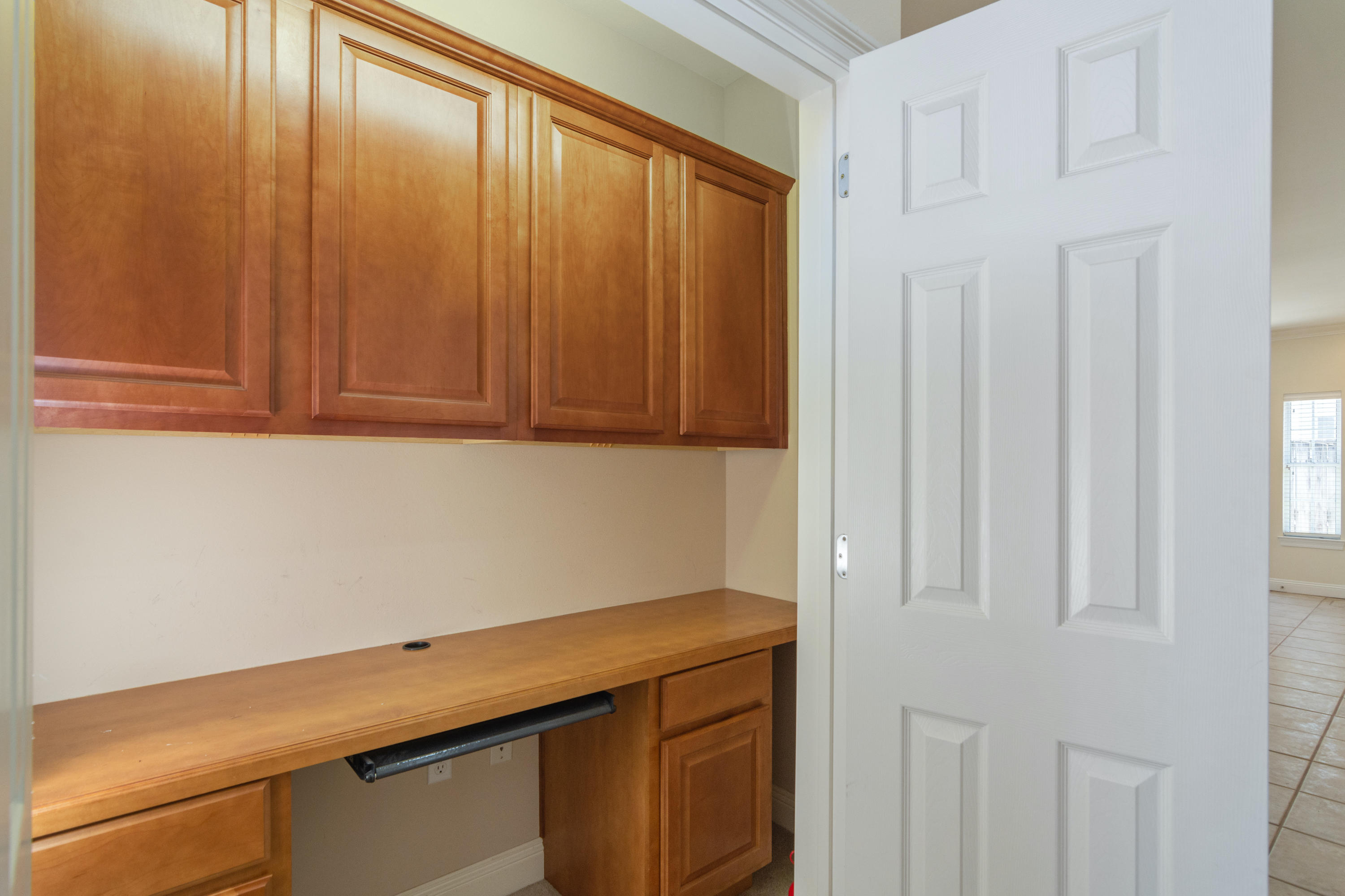 MEDITERRANEAN VILLAGE AT BLUEWATER BAY - Residential Lease