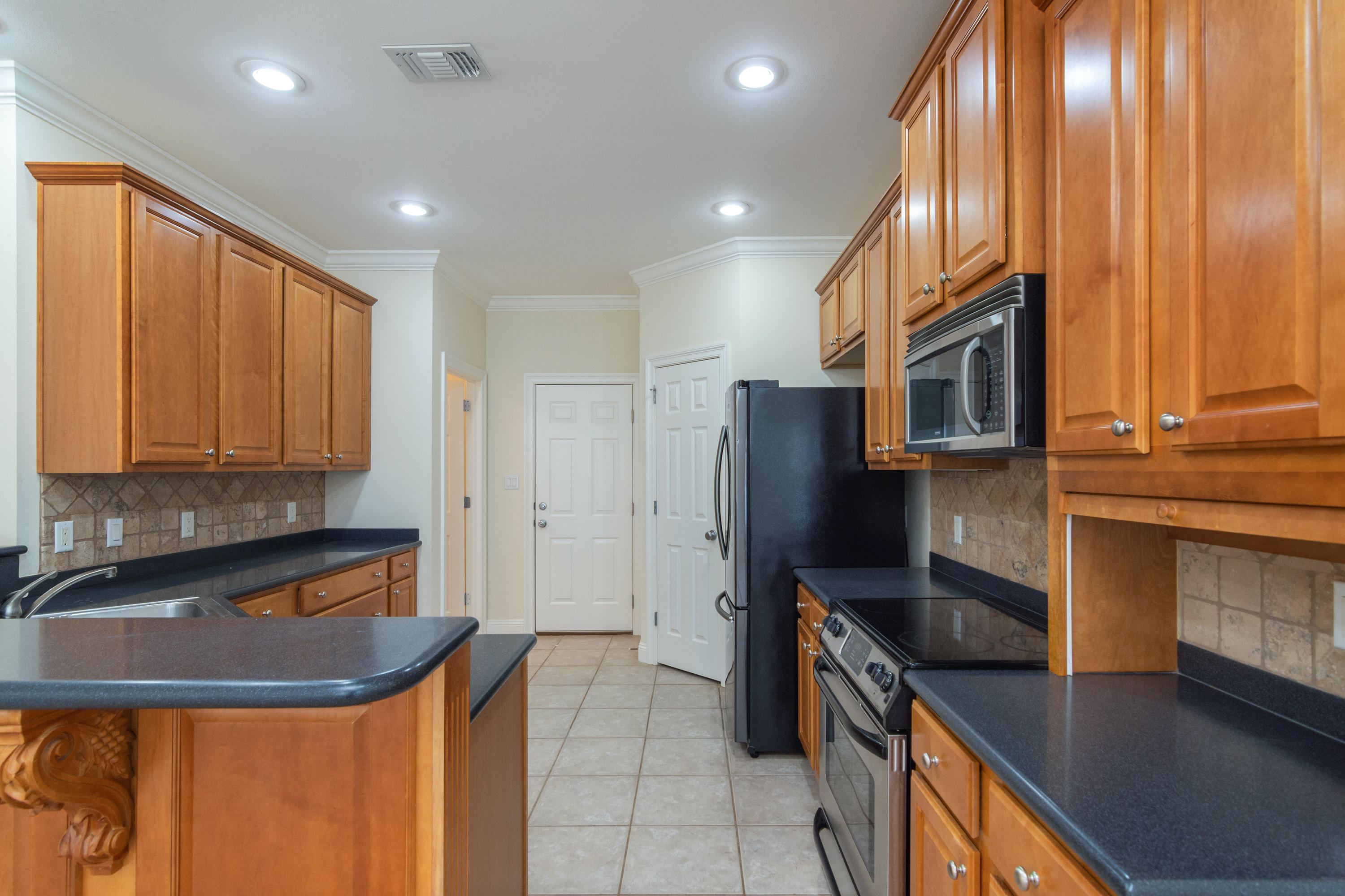 MEDITERRANEAN VILLAGE AT BLUEWATER BAY - Residential Lease